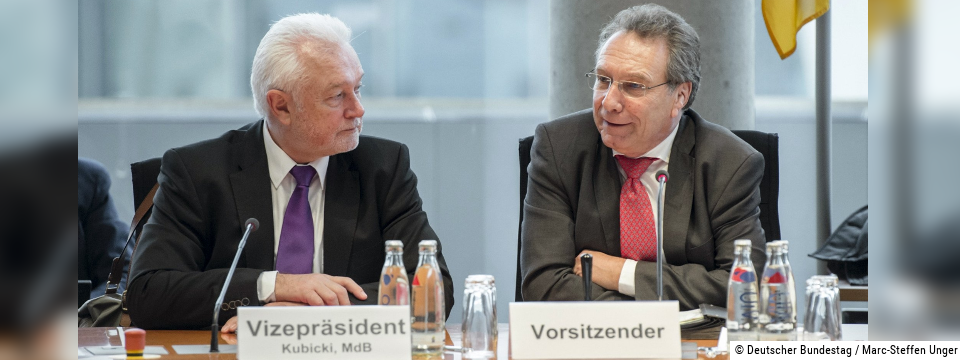 Vorsitzender des Wirtschaftsausschusses Klaus Ernst